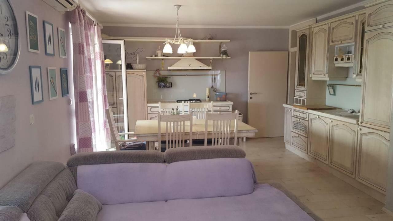 Appartamento Pinta Vodice Esterno foto